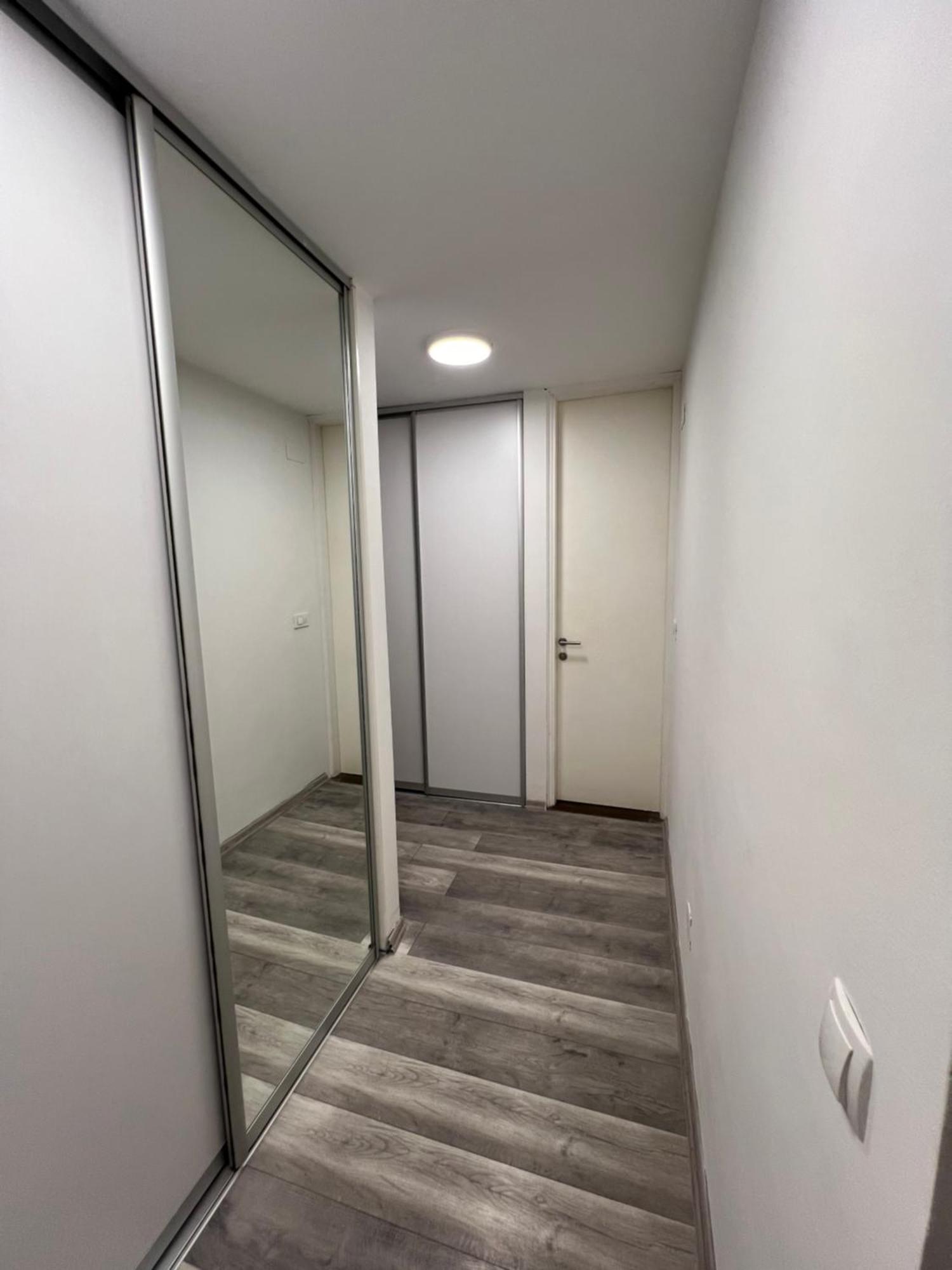 Apartman Omar Stan Na Dan Besplatan Parking 사라예보 외부 사진